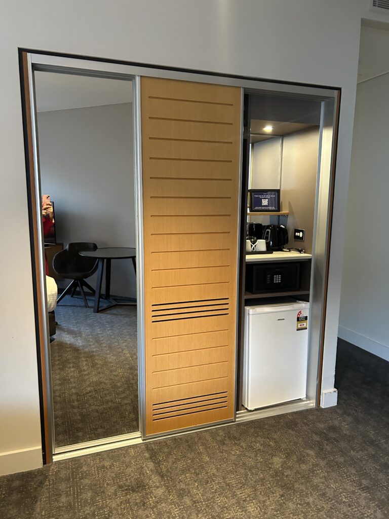 Wardrobe in Novotel Sydney on Darling Harbour room