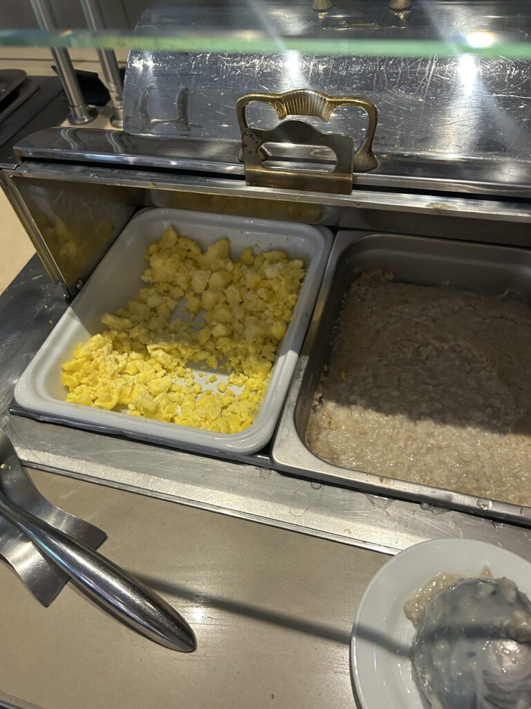 Sheraton Vancouver Airport Hotel Breakfast Review: Good or Skip? Breakfast buffet at Sheraton Vancouver Airport Hotel