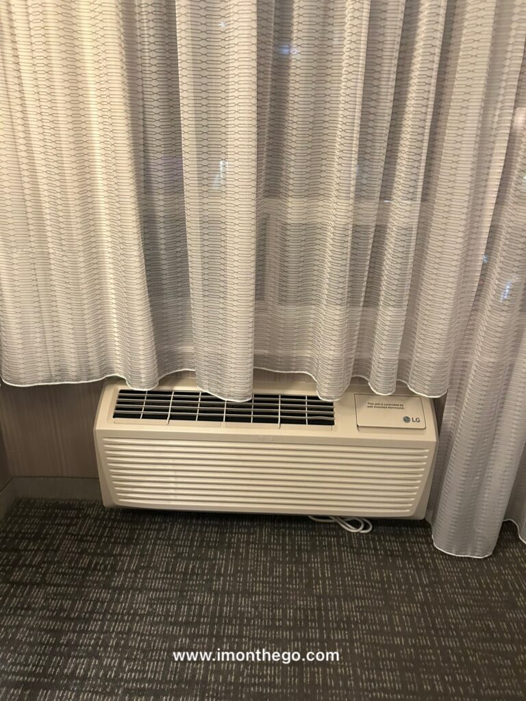 Courtyard by Marriott Toronto Downtown Review (2026): Is It Worth Staying? courtyard toronto downtown review (9)