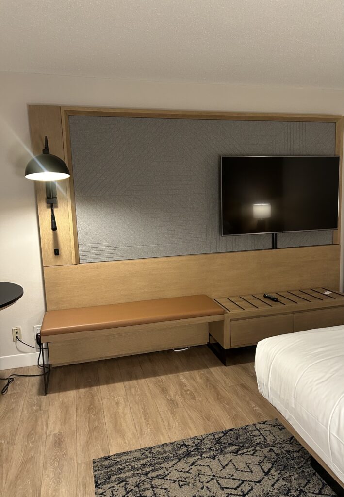 Where to Stay in Toronto (2026): 3 Hotels I Personally Stayed At toronto sheraton gateway hotel (5)