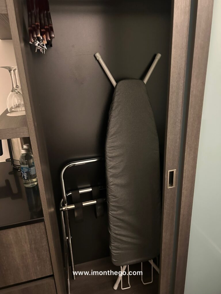 sydney trip! Mercure Sydney Review: Honest Review of Rooms, Pool, & Location mercure sydney hotel review (10)