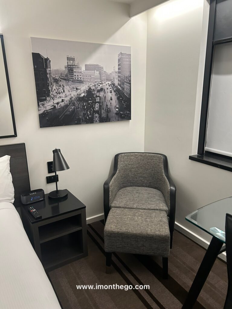 sydney trip! Mercure Sydney Review: Honest Review of Rooms, Pool, & Location mercure sydney hotel review (13)