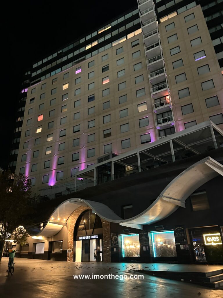 sydney trip! Mercure Sydney Review: Honest Review of Rooms, Pool, & Location mercure sydney hotel review (4)