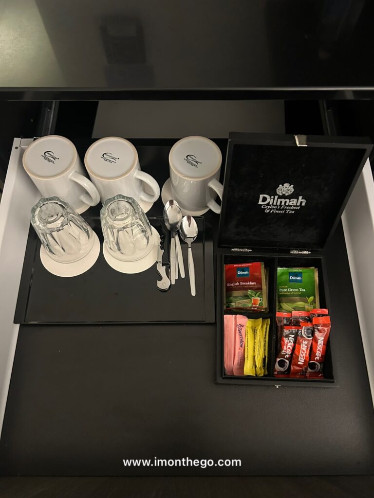 sydney trip! Mercure Sydney Review: Honest Review of Rooms, Pool, & Location mercure sydney hotel review (9)