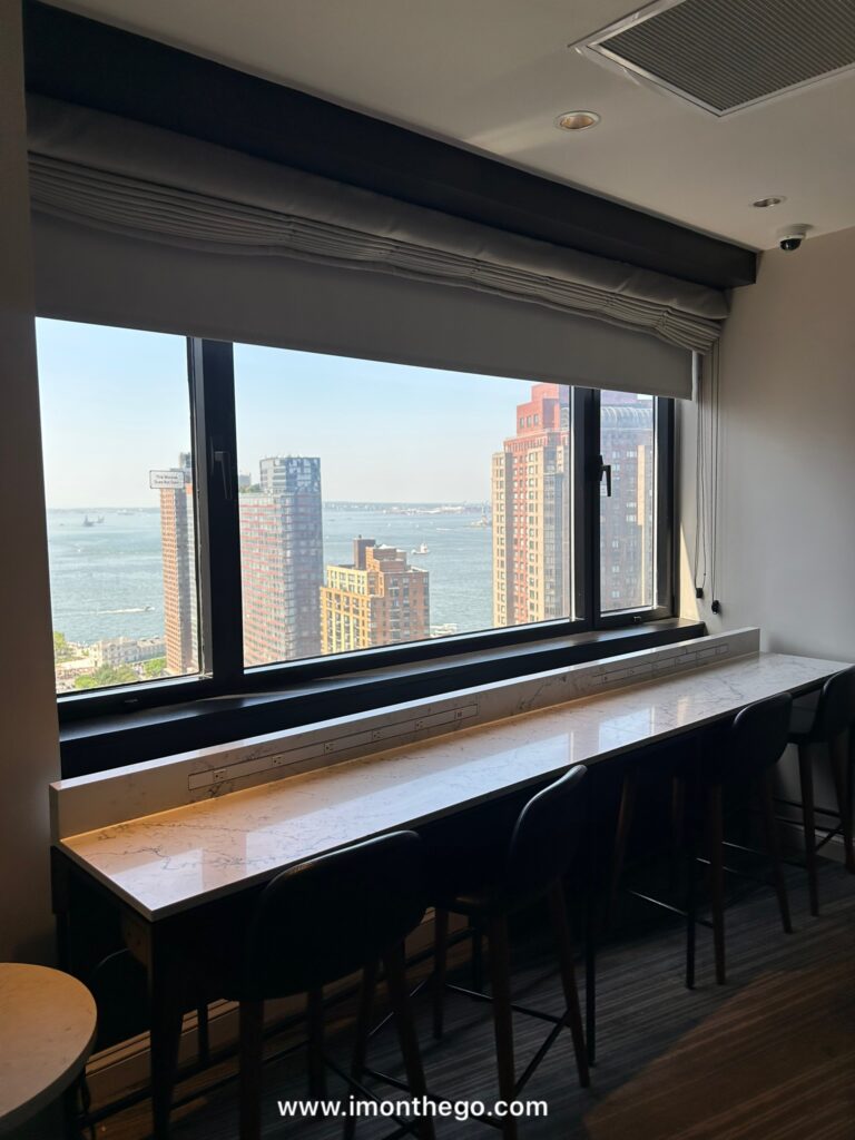 New York Marriott Downtown Review: The Good, The Bad, & The Reality new york marriot downtown review (4)